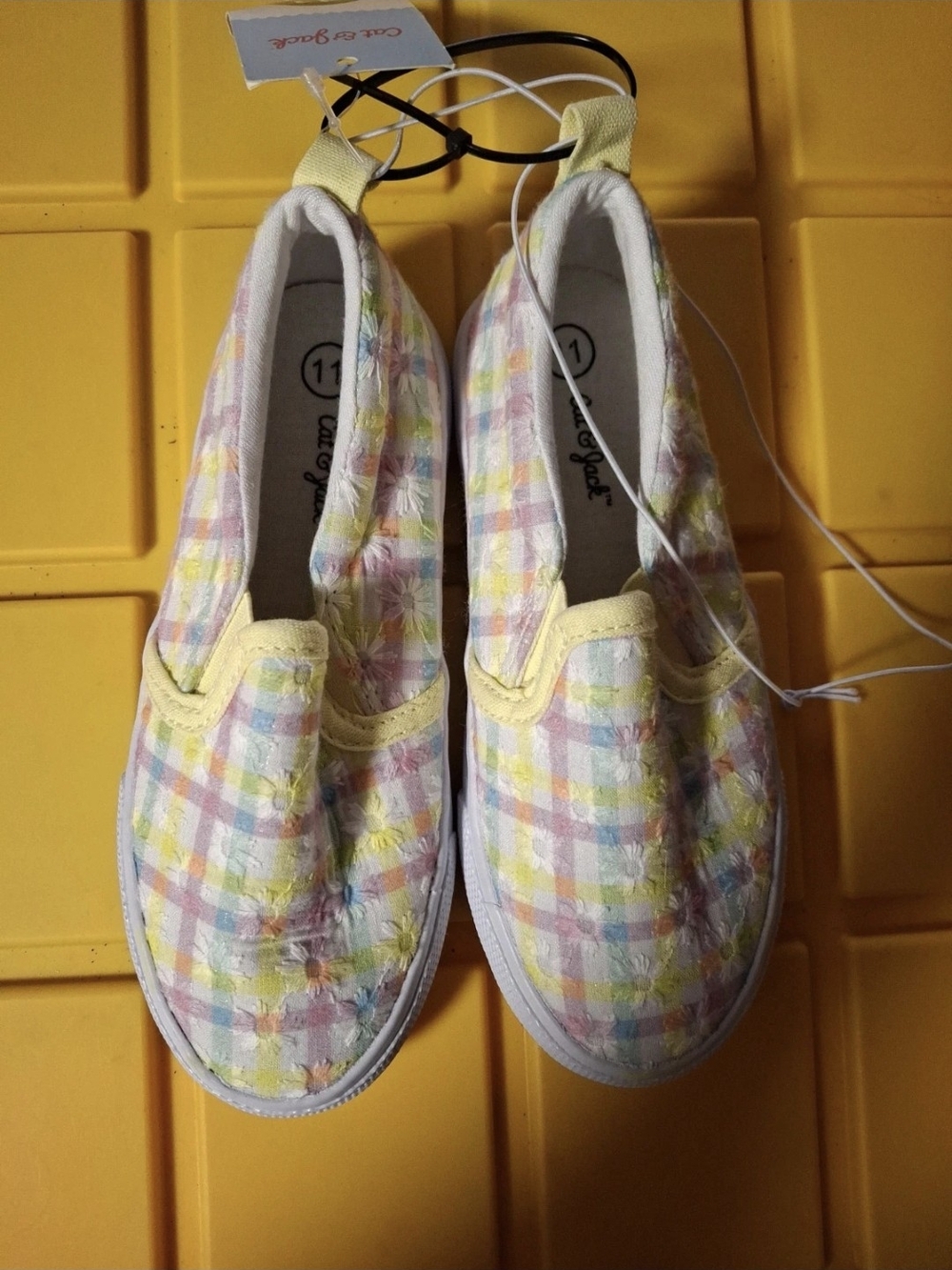 Cat And Jack Kids Pastel Plaid Slip-On Sneakers - Yellow Trim Size 11 Youth